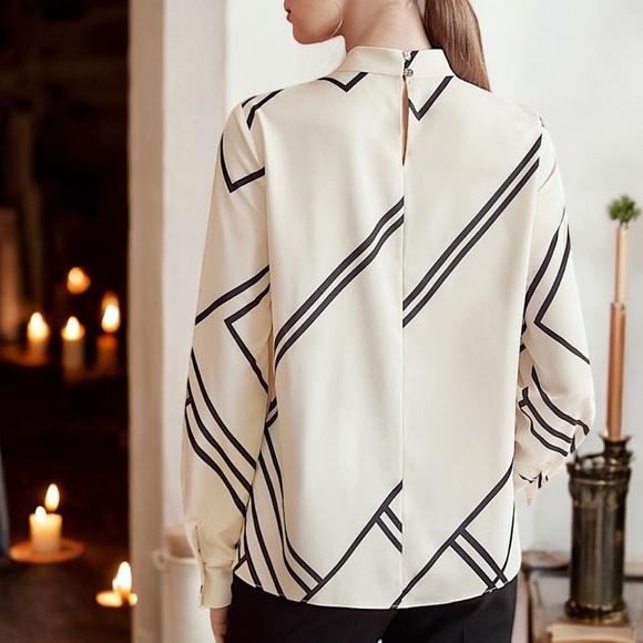 NWT Women's Geometric-Print Blouse - Picture 8 of 16